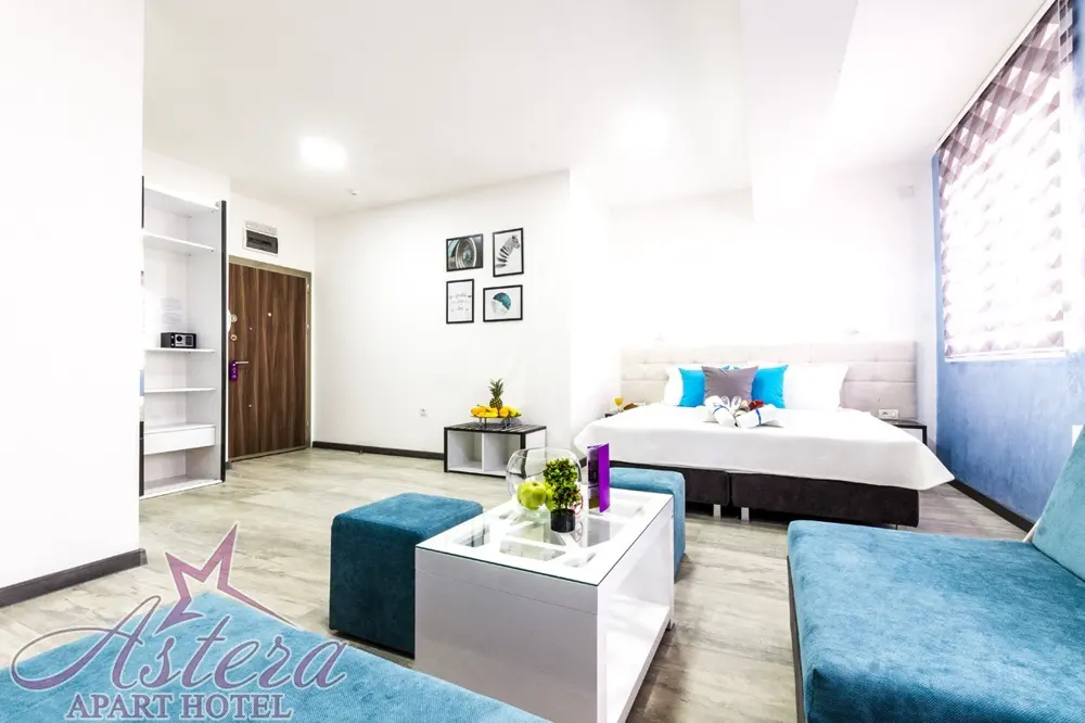 Superior Studio Apartment – 35 m² studio for 4, Double bed + sofa bed · Astera Apart Hotel Skopje